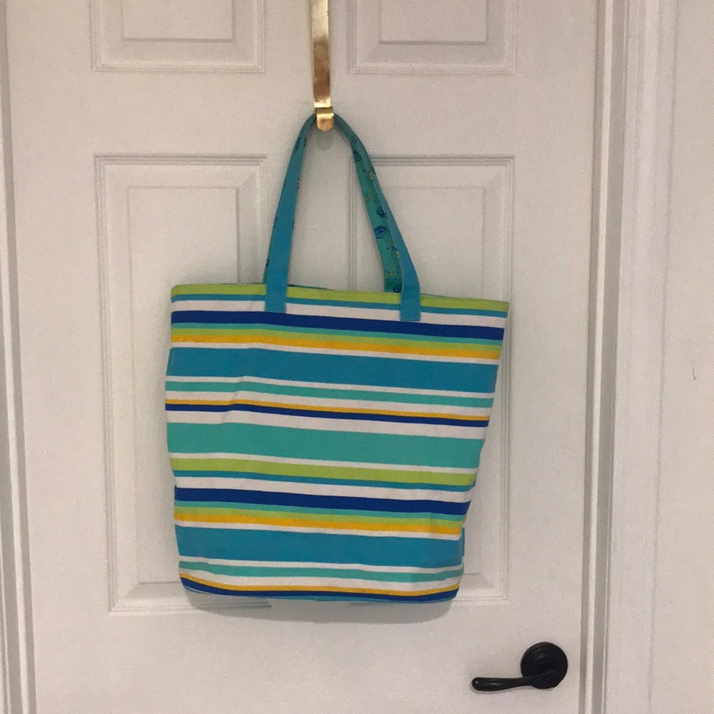 Heavy duty tote